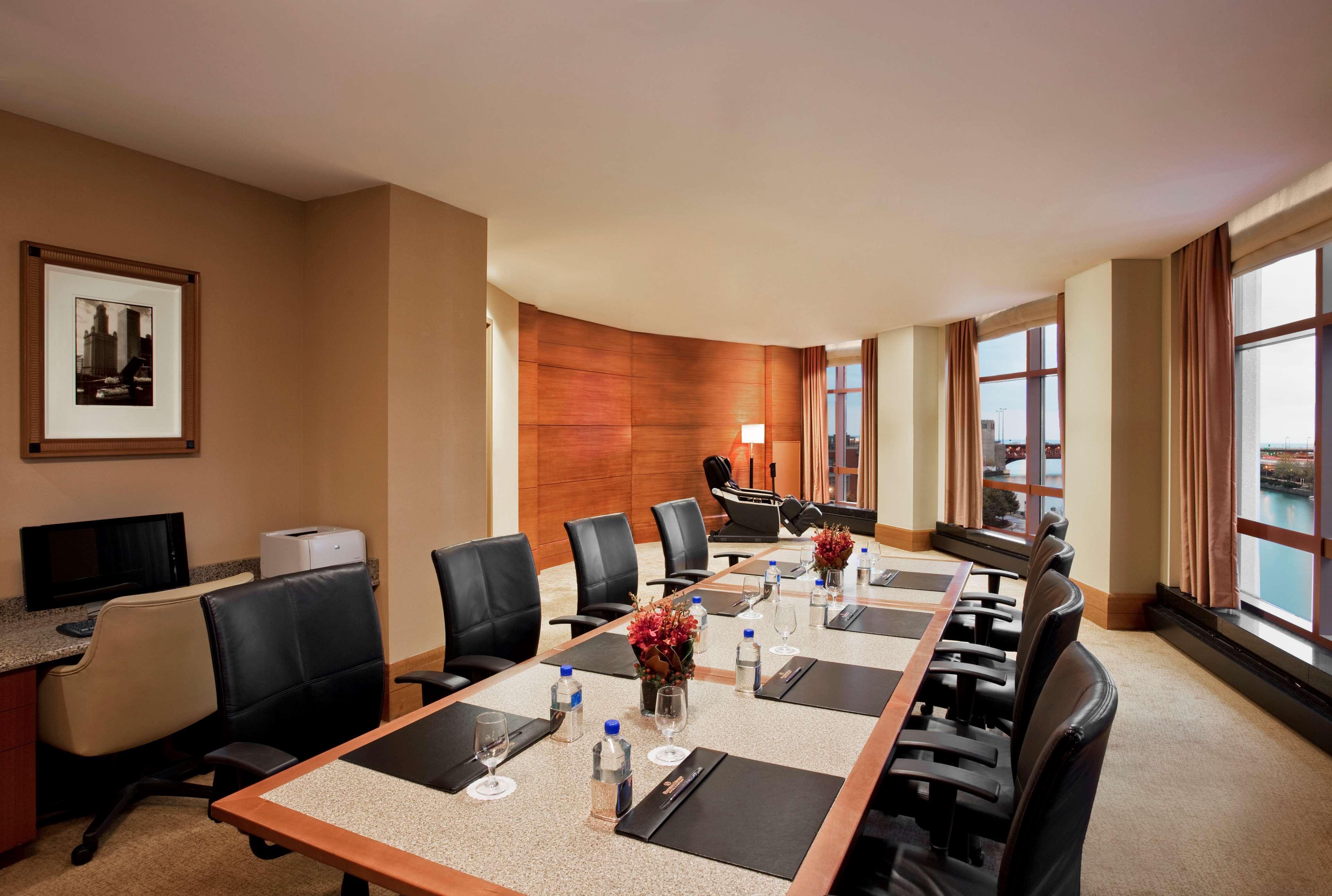 Sheraton Grand Chicago Riverwalk מראה חיצוני תמונה