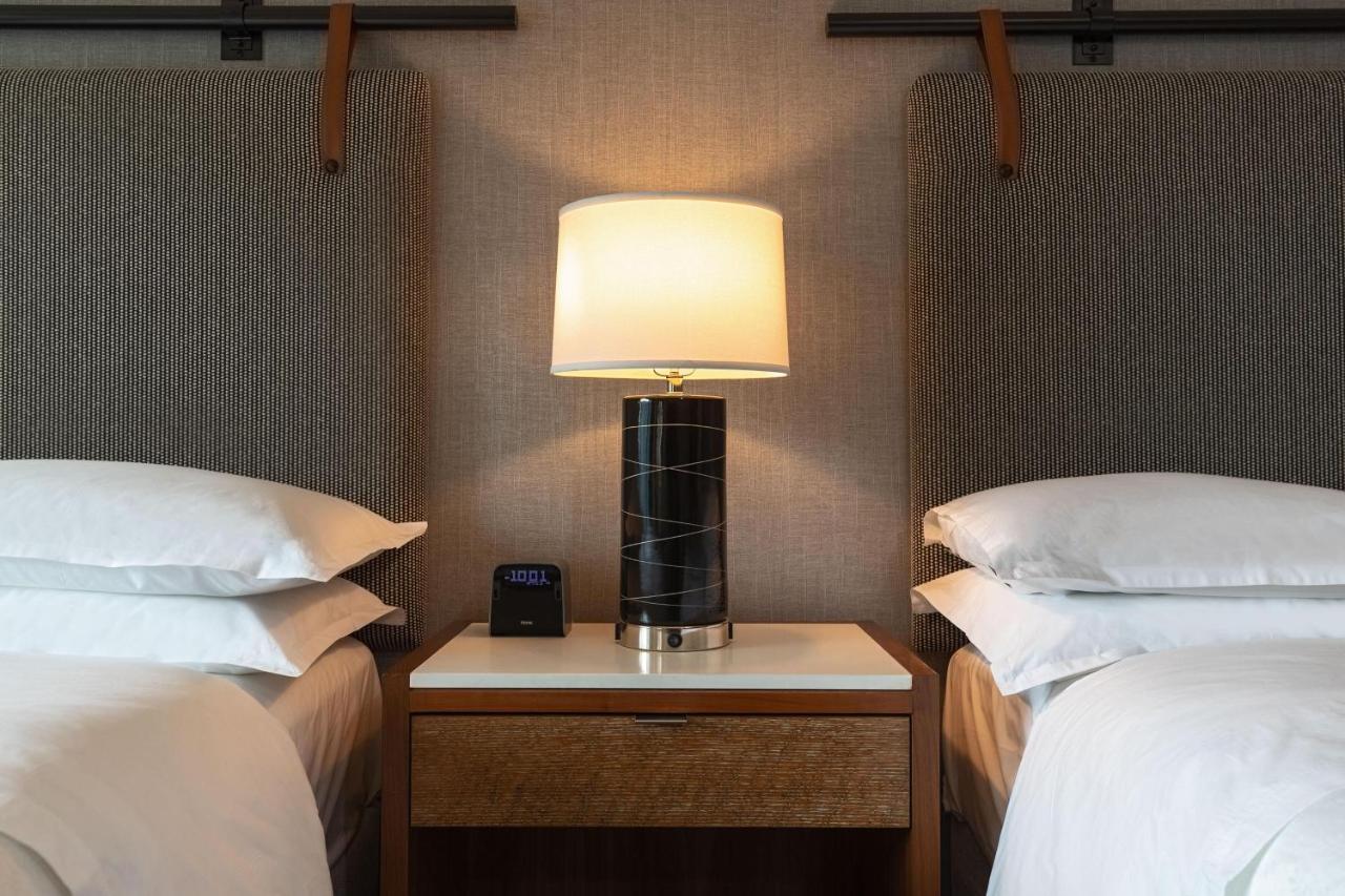 Sheraton Grand Chicago Riverwalk מראה חיצוני תמונה