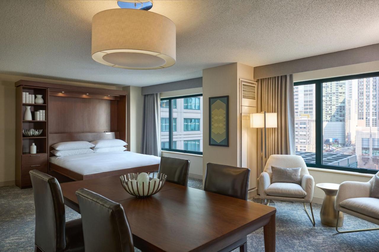 Sheraton Grand Chicago Riverwalk מראה חיצוני תמונה